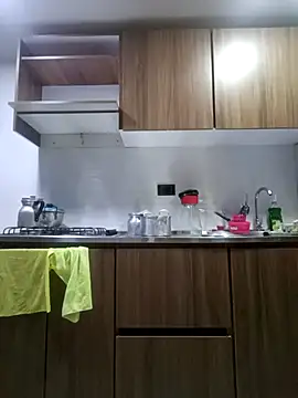 coral smitth online show from 11/23/25, 08:19