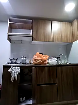 coral smitth online show from 12/15/25, 06:56