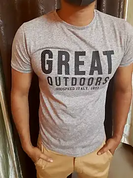 Snapshot of Guyinshortss chatting on 09/29/25, 08:46 Guyinshortss online show from 09/29/25, 08:46