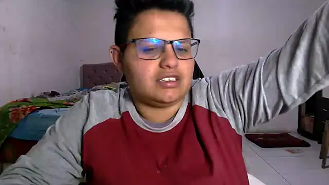 tatsumi nao online show from 10/19/25, 06:36