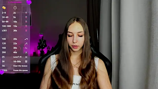 Sm0ly online show from 02/28/25, 01:58