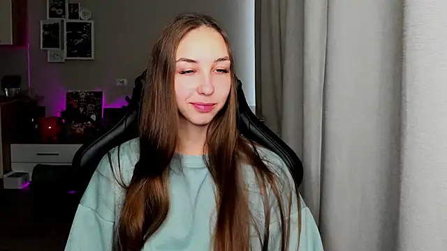 Sm0ly online show from 09/16/25, 02:45