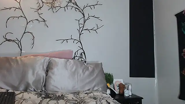 Snapshot of FRUITOFEDEN01 chatting on 01/23/25, 11:26 FRUITOFEDEN01 online show from 01/23/25, 11:26