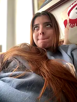 Cloew Marz online show from 12/18/25, 04:24