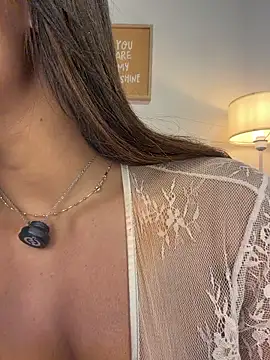 Brownfitbabyy online show from 04/01/26, 01:41