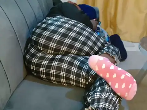 leslysexygirl online show from 10/03/25, 05:59