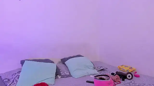 Snapshot of crystalvazquez chatting on 01/10/26, 11:12 crystalvazquez online show from 01/10/26, 11:12