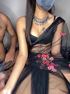 Snapshot of Suhu_love chatting on 10/07/25, 05:32 Suhu love online show from 10/07/25, 05:32