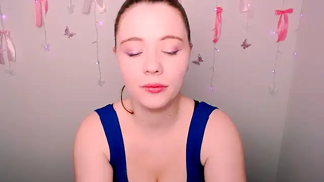 Sun Alexia online show from 04/14/26, 07:53