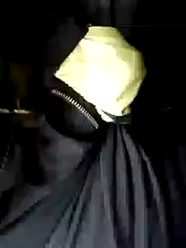 Policeman20742 online show from 03/11/25, 08:42