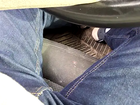 Policeman20742 online show from 12/01/25, 06:57