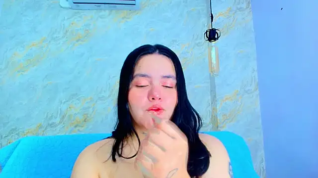 Mia candy 0 online show from 01/11/26, 12:10