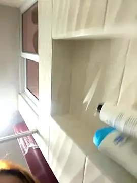 Mia foxx  online show from 01/11/26, 09:20