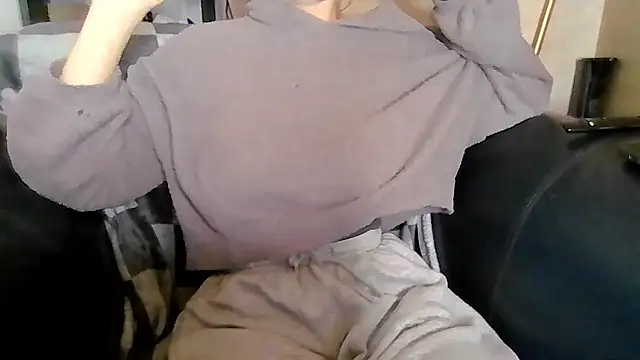 Snapshot of indie-rayne chatting on 01/10/26, 11:09 indie-rayne online show from 01/10/26, 11:09