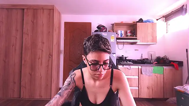 Cutie Shy  online show from 03/12/26, 05:52