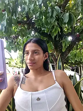 lily sk online show from 02/19/25, 09:58