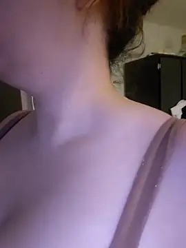 lolitalamasbonita01 online show from 04/19/26, 09:39