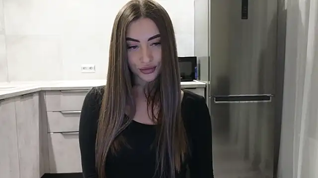 Snapshot of Cinderella____ chatting on 01/11/25, 11:24 Cinderella online show from 01/11/25, 11:24