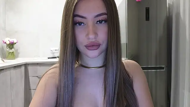 Snapshot of Cinderella____ chatting on 01/26/25, 04:41 Cinderella online show from 01/26/25, 04:41