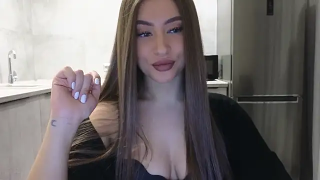 Snapshot of Cinderella____ chatting on 02/04/25, 03:15 Cinderella online show from 02/04/25, 03:15