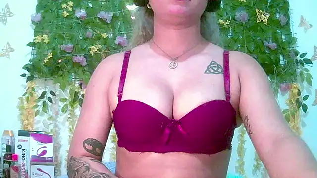 Crysrus online show from 05/30/26, 01:46