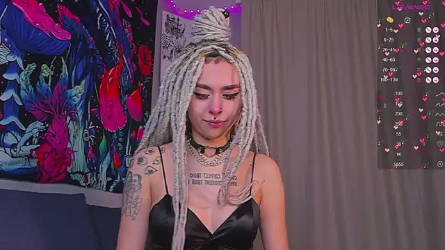 Snapshot of Grace_Walker chatting on 01/03/25, 08:10 Grace Walker online show from 01/03/25, 08:10