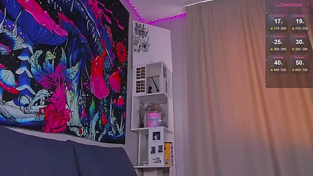 Snapshot of Grace_Walker chatting on 03/07/25, 08:13 Grace Walker online show from 03/07/25, 08:13