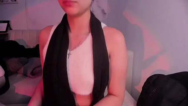 lara madisson online show from 09/18/25, 05:53