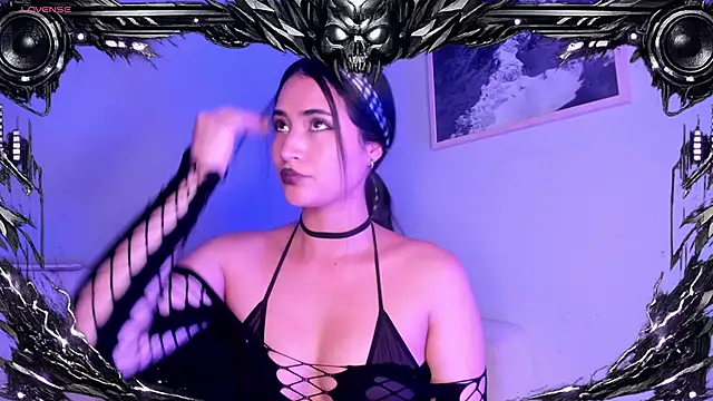 lara madisson online show from 05/18/26, 08:09