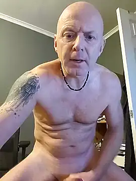 Snapshot of Alwaysreadysex69 chatting on 12/13/24, 12:39 Alwaysreadysex69 online show from 12/13/24, 12:39