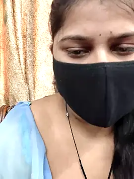 Hotty-simran online show from 01/19/26, 04:38