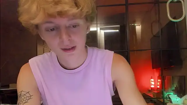 agelandreww online show from 05/15/26, 07:43