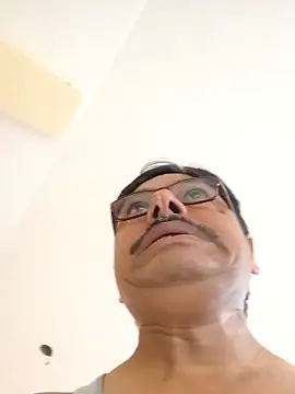 Srmotrs online show from 09/15/25, 04:12