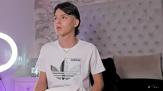 Kev jenner online show from 11/15/25, 08:16