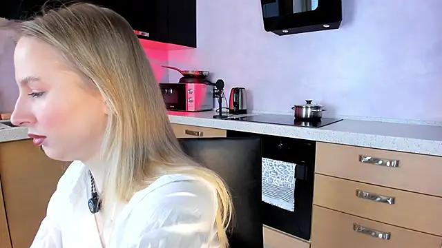 AnnLevine online show from 04/02/26, 01:20