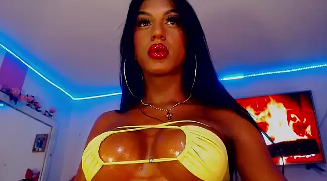 Snapshot of touchm_cockhard chatting on 12/11/24, 05:53 touchm cockhard online show from 12/11/24, 05:53