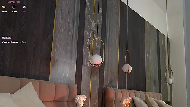 Chanel  May online show from 02/10/25, 09:04