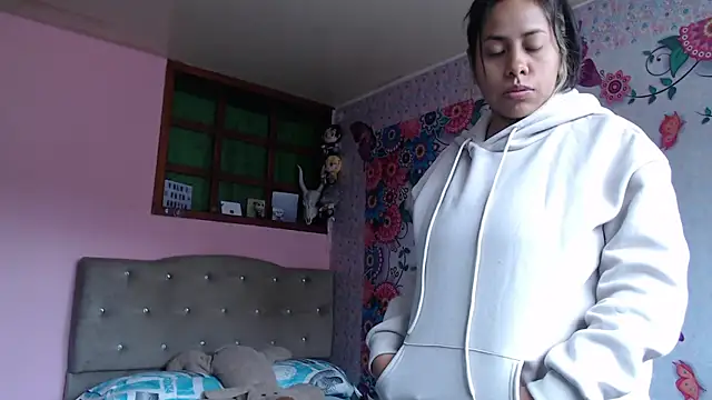 Snapshot of Zart_Blaze chatting on 10/29/25, 12:29 Zart Blaze online show from 10/29/25, 12:29