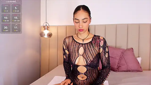 Leamonroe   online show from 03/22/25, 10:49