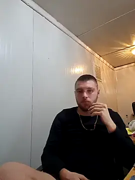 Snapshot of Franso13 chatting on 12/25/24, 10:27 Franso13 online show from 12/25/24, 10:27