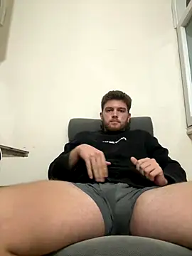 Snapshot of Franso13 chatting on 10/26/25, 12:49 Franso13 online show from 10/26/25, 12:49