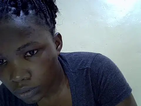 sweetangel41 online show from 10/13/25, 03:01