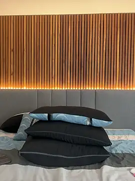 EmiilyAdams  online show from 03/21/25, 12:29