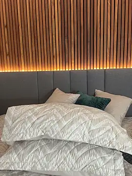 EmiilyAdams  online show from 11/08/25, 11:14