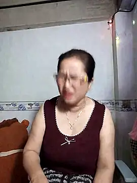 Snapshot of phnz chatting on 09/13/25, 08:41 phnz online show from 09/13/25, 08:41