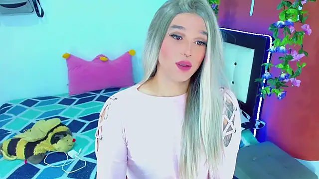 TaylorMon online show from 12/18/25, 07:09