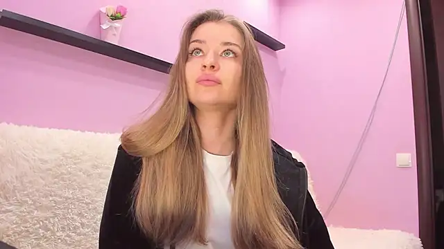 MalloryWest online show from 04/08/26, 10:15