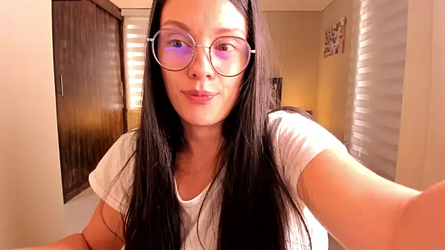 anabel 025 online show from 03/18/25, 03:42