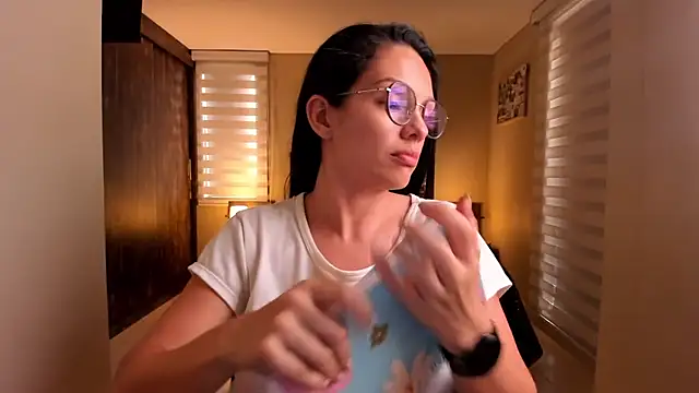 anabel 025 online show from 03/18/25, 07:20