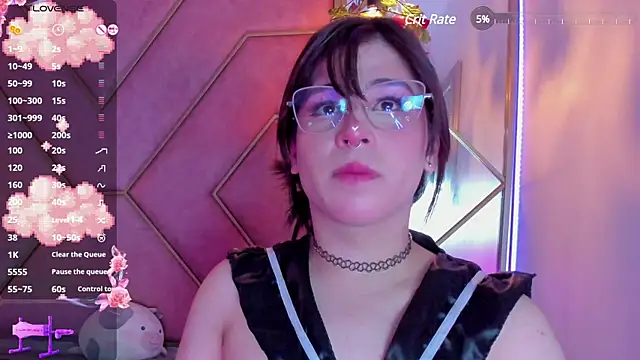 Snapshot of Yuri_Stars chatting on 02/16/25, 11:59 Yuri Stars online show from 02/16/25, 11:59